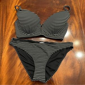 Xhilaration Striped Black Bikini D/DD | L